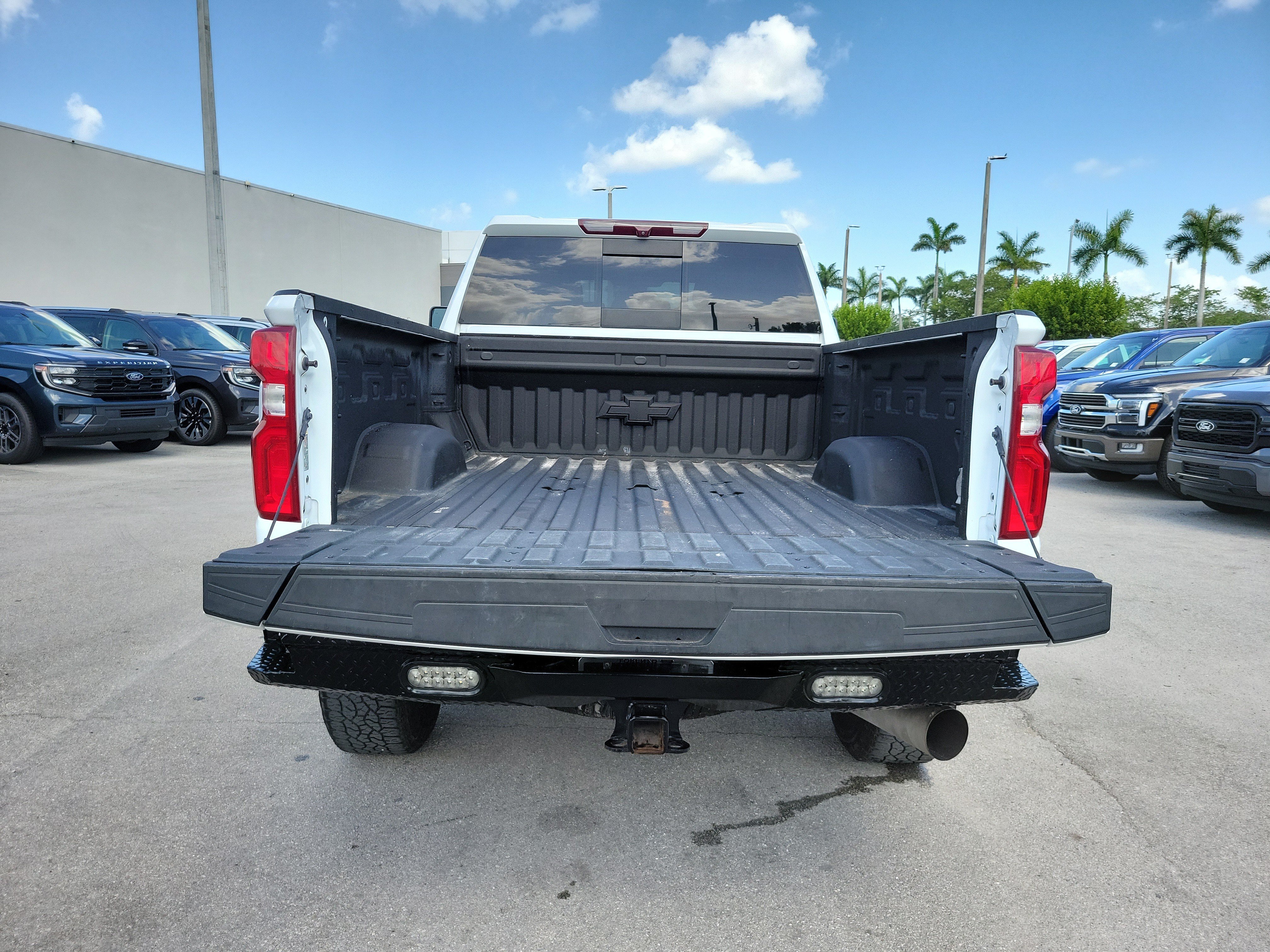 Used 2022 Chevrolet Silverado 2500 LTZ w/ LTZ Plus Package AWD/4WD image 29