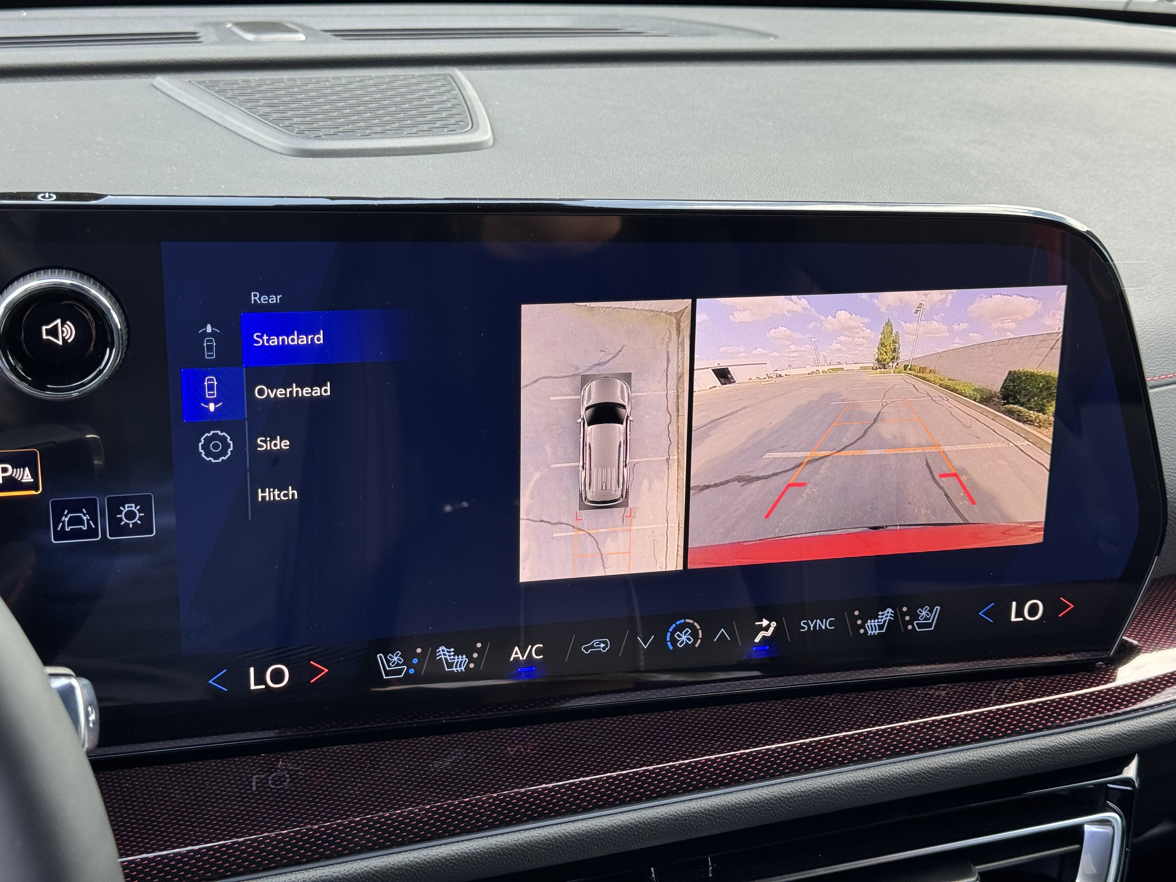New 2026 Chevrolet Traverse RS w/ LPO, Floor Liner Package image 22