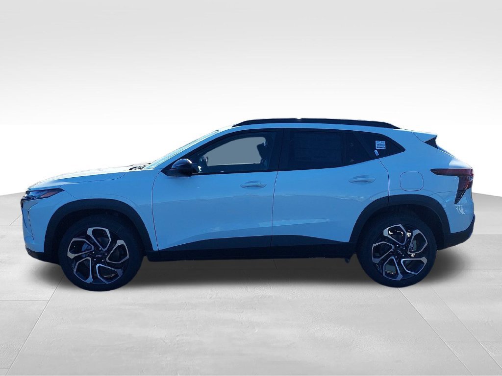 New 2026 Chevrolet Trax RS w/ Driver Confidence Package FWD image 2