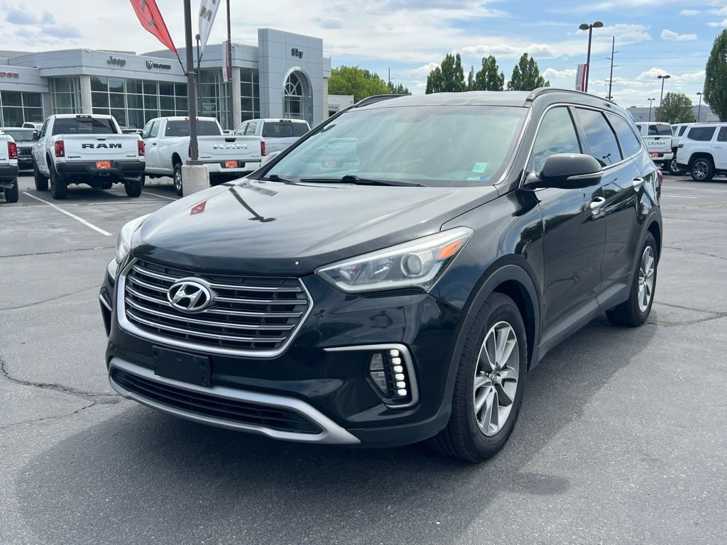 Used 2017 Hyundai Santa Fe SE w/ SE Premium Package 02 AWD/4WD image 6