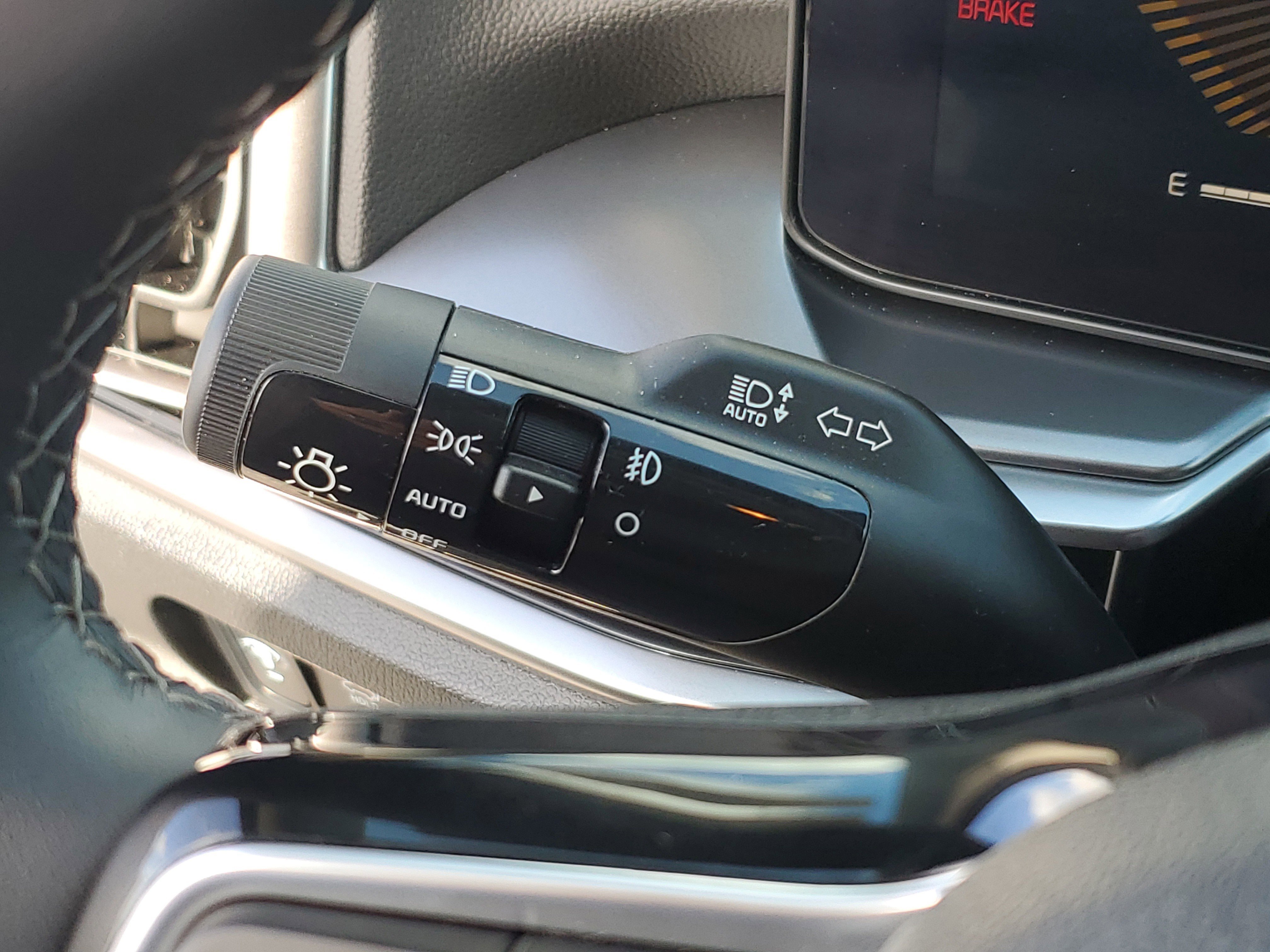 Used 2025 Kia Sorento EX image 24