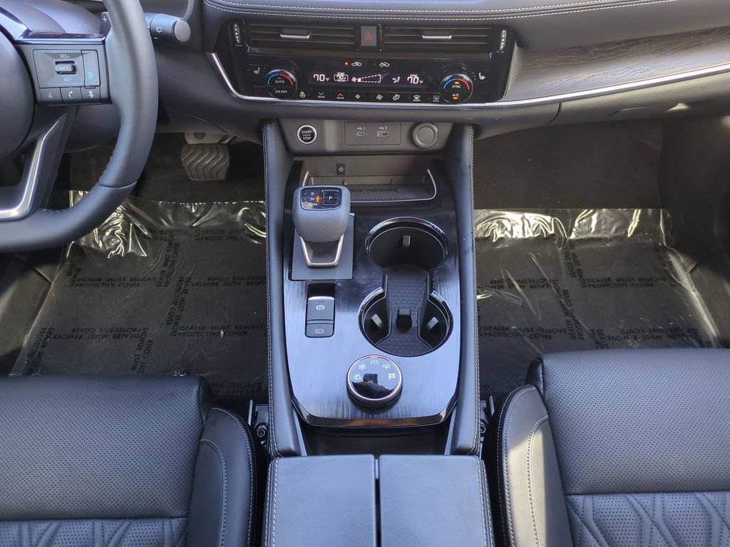 Certified 2023 Nissan Rogue Platinum w/ Platinum Premium Package image 19