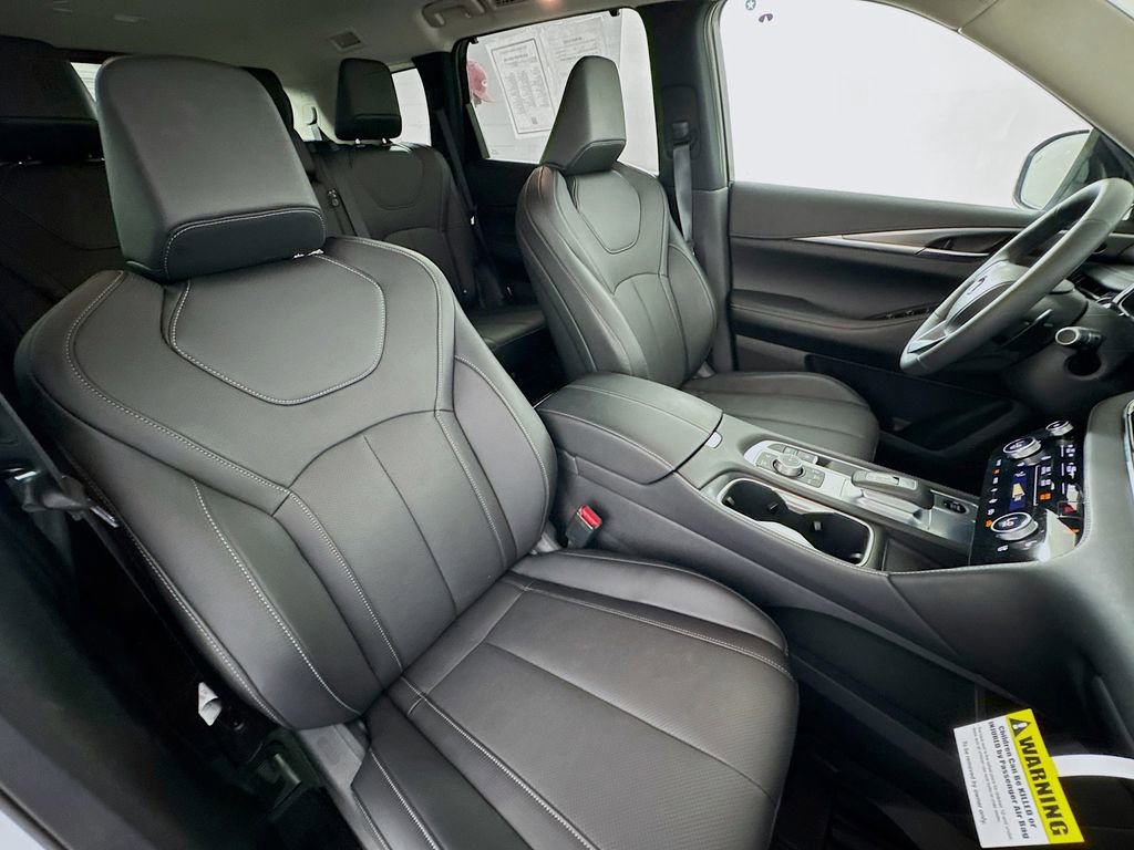 Certified 2026 INFINITI QX60 Luxe w/ Cargo Package image 31