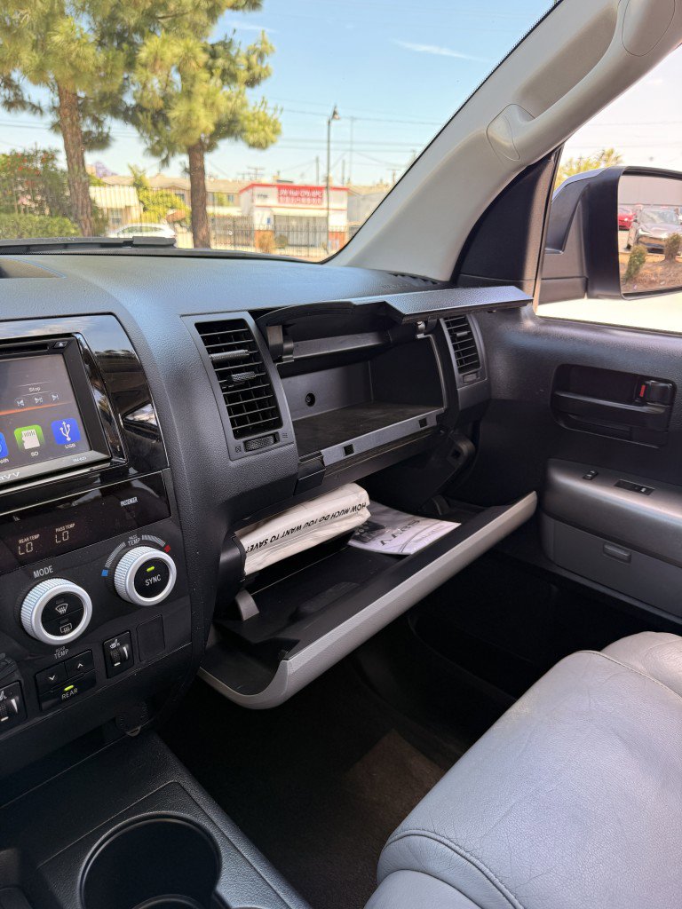 Used 2012 Toyota Sequoia SR5 w/ Premium Pkg RWD image 36