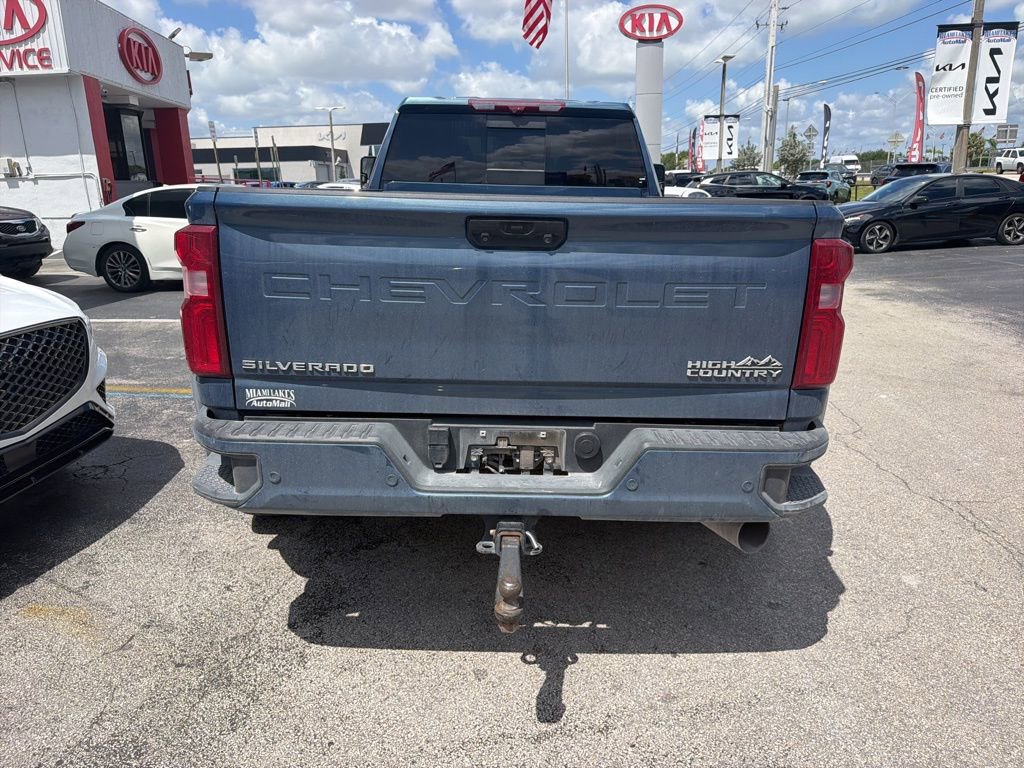 Used 2025 Chevrolet Silverado 3500 High Country w/ Technology Package AWD/4WD image 10