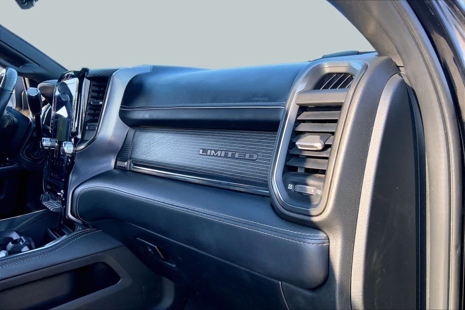Used 2021 RAM 2500 Limited AWD/4WD image 19