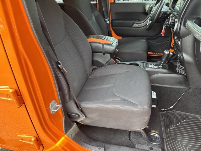Used 2013 Jeep Wrangler Unlimited Sport AWD/4WD image 14