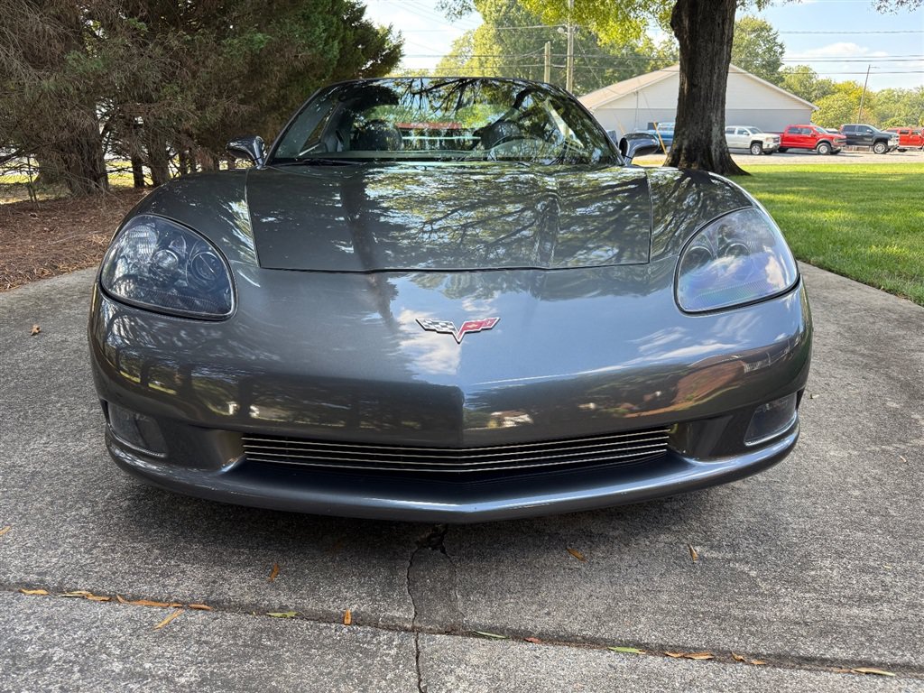 Used 2009 Chevrolet Corvette Coupe RWD image 16