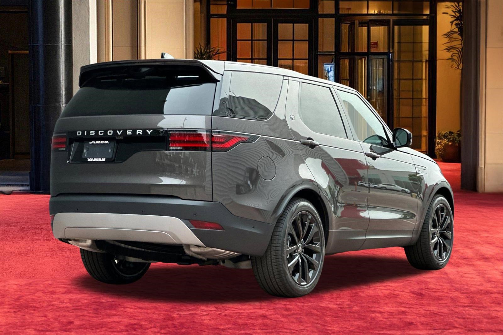 New 2026 Land Rover Discovery S AWD/4WD image 9