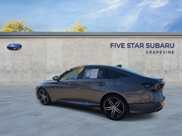 Used 2021 Honda Accord Touring image 6