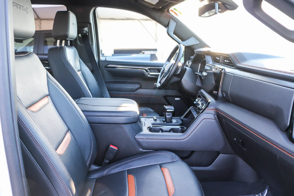 Used 2025 GMC Sierra 1500 AT4 AWD/4WD image 19