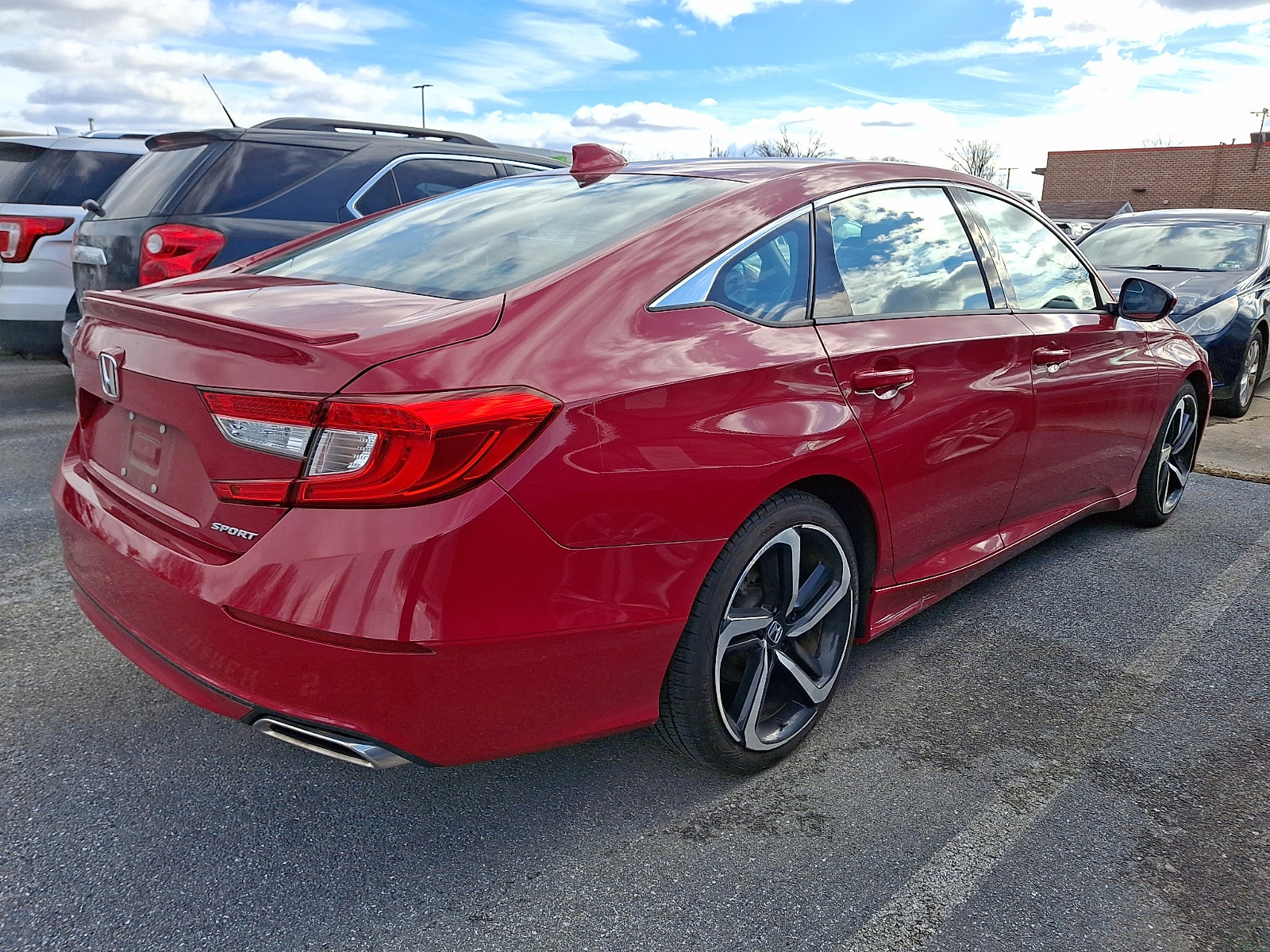 Used 2019 Honda Accord Sport image 10