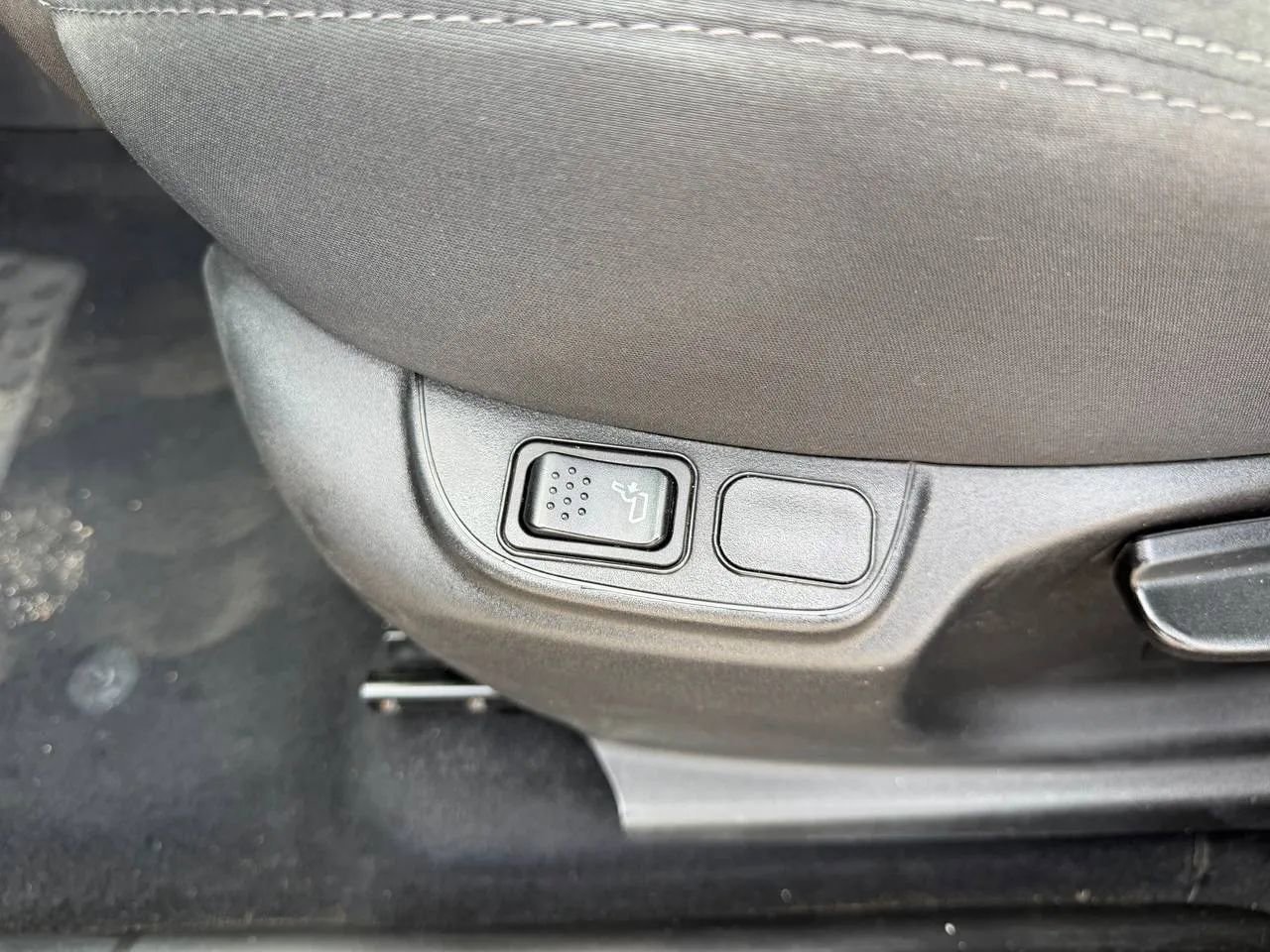 Used 2016 FIAT 500L Trekking FWD image 38