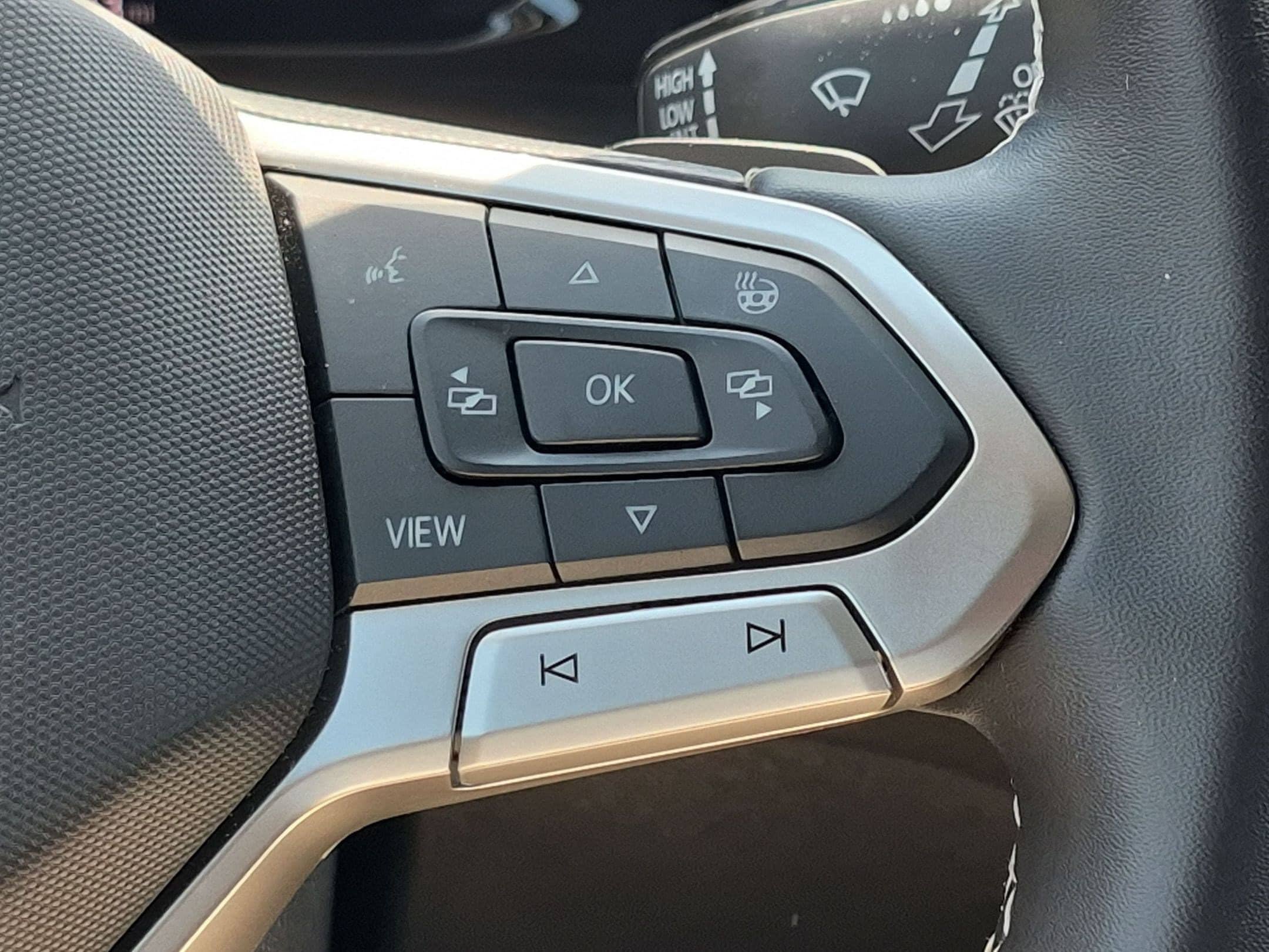 Used 2026 Volkswagen Atlas SE AWD/4WD image 19