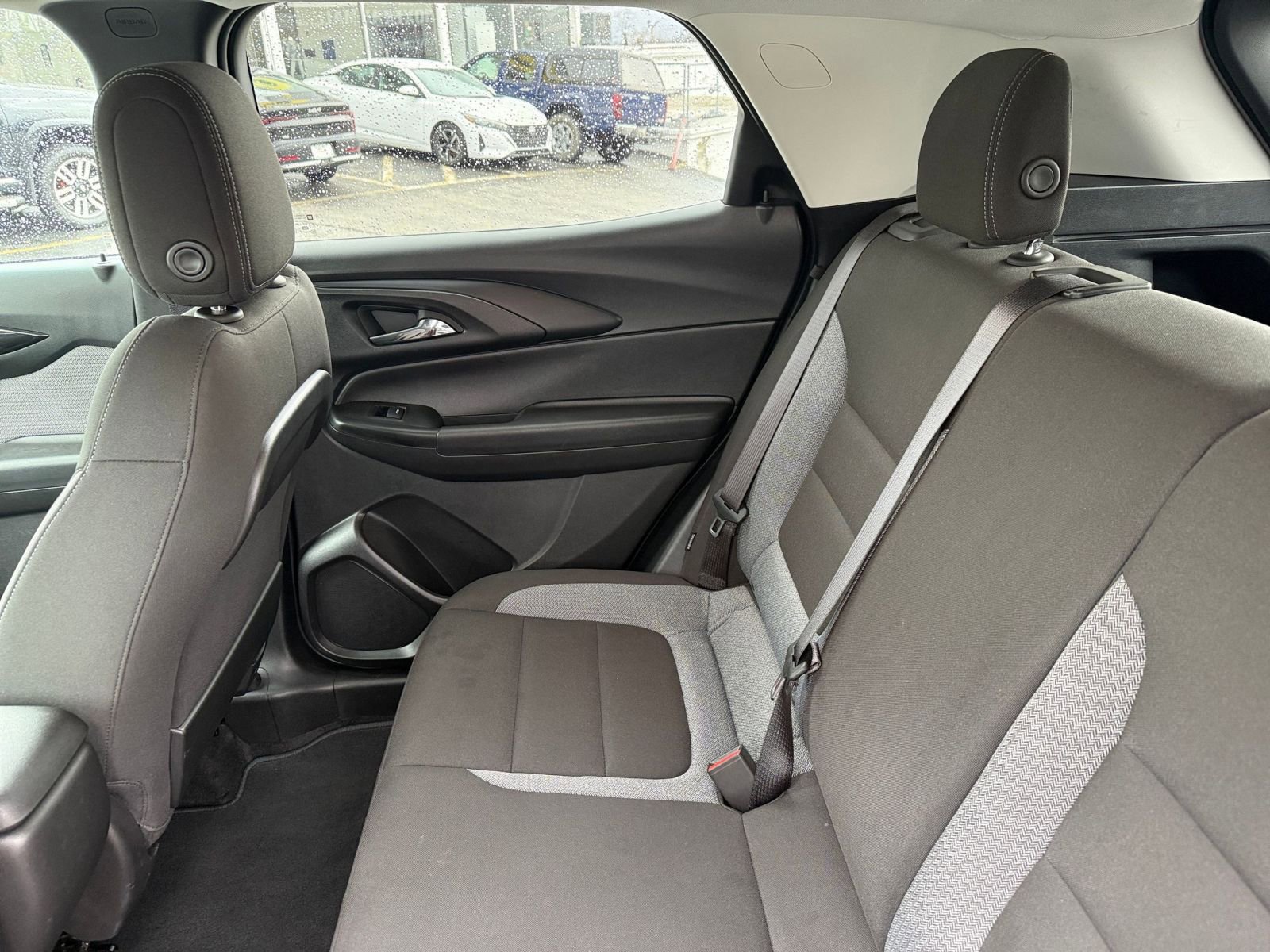 Used 2025 Chevrolet TrailBlazer LT w/ Driver Confidence Package image 40