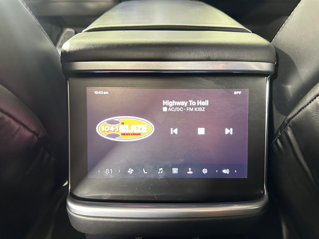 Used 2022 Tesla Model X Base image 25