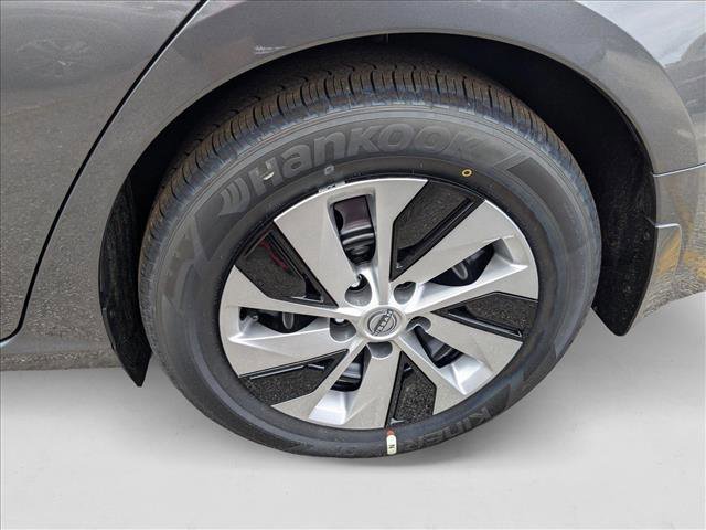 New 2025 Nissan Altima 2.5 S image 9