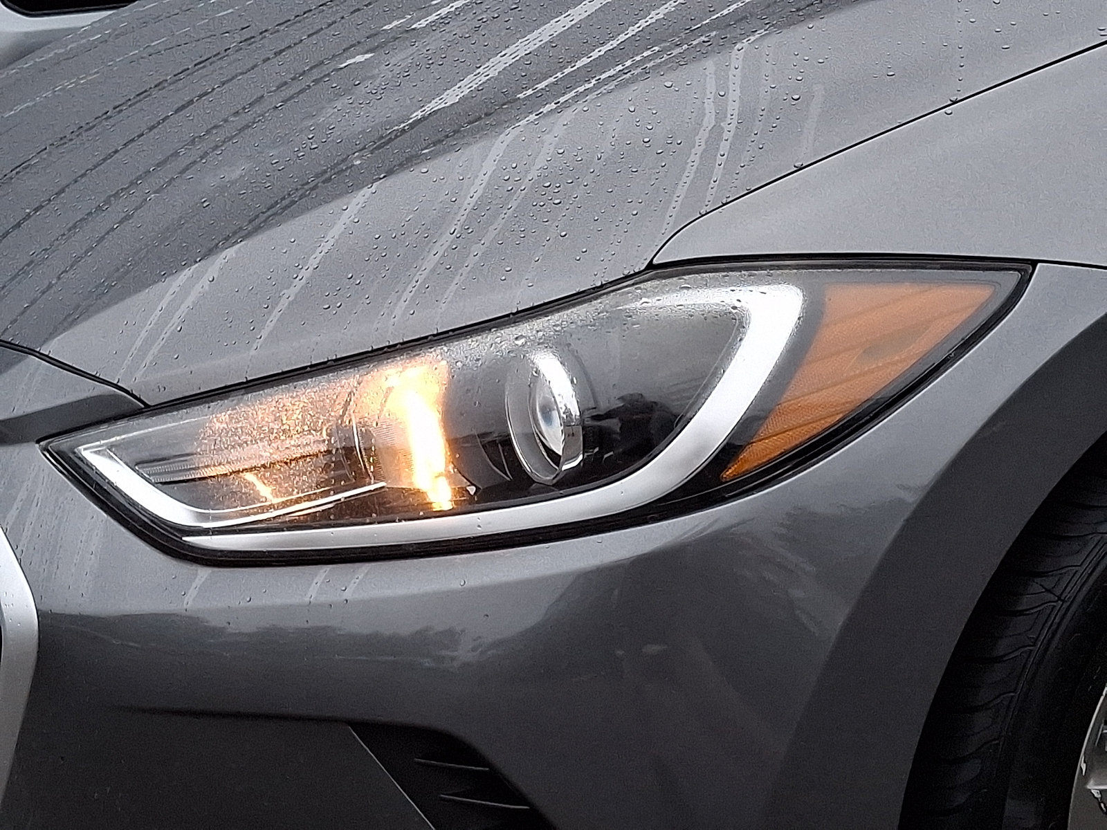 Used 2018 Hyundai Elantra SEL FWD image 9