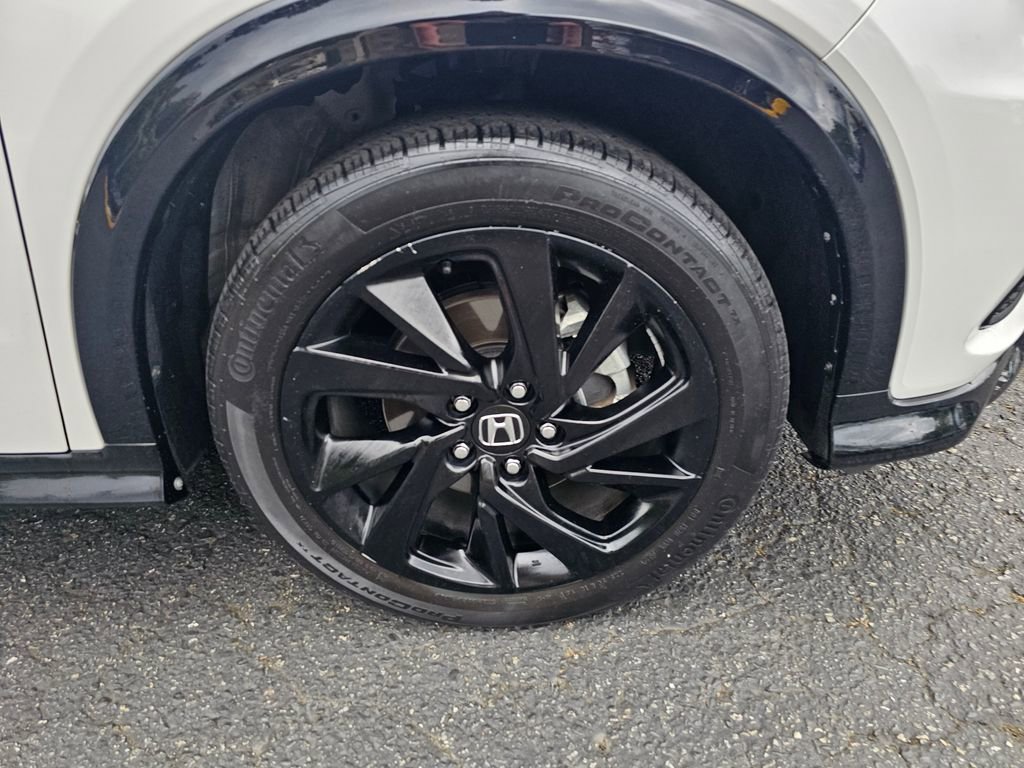 Used 2022 Honda HR-V Sport image 9