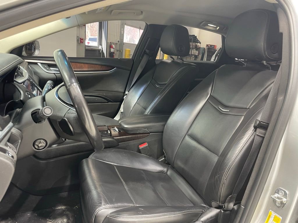 Used 2019 Cadillac XTS Luxury image 7