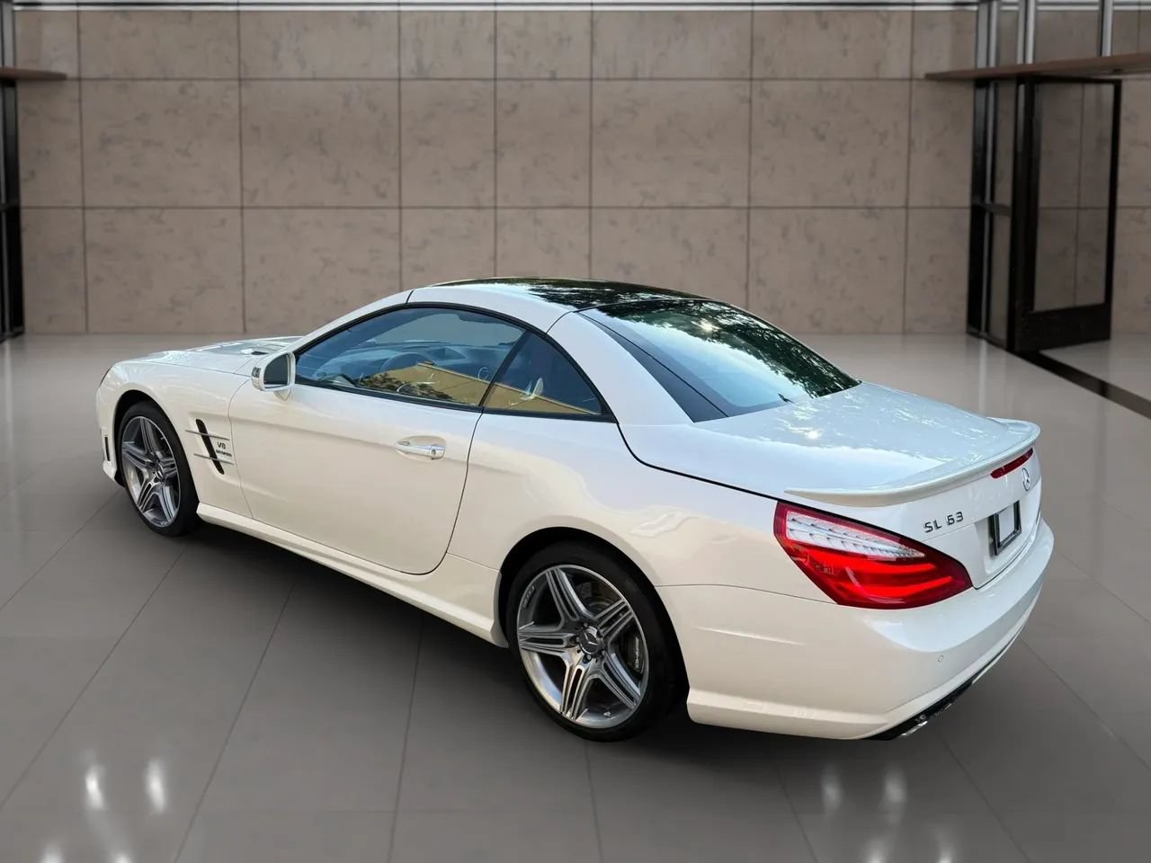 Used 2013 Mercedes-Benz SL 63 AMG image 8
