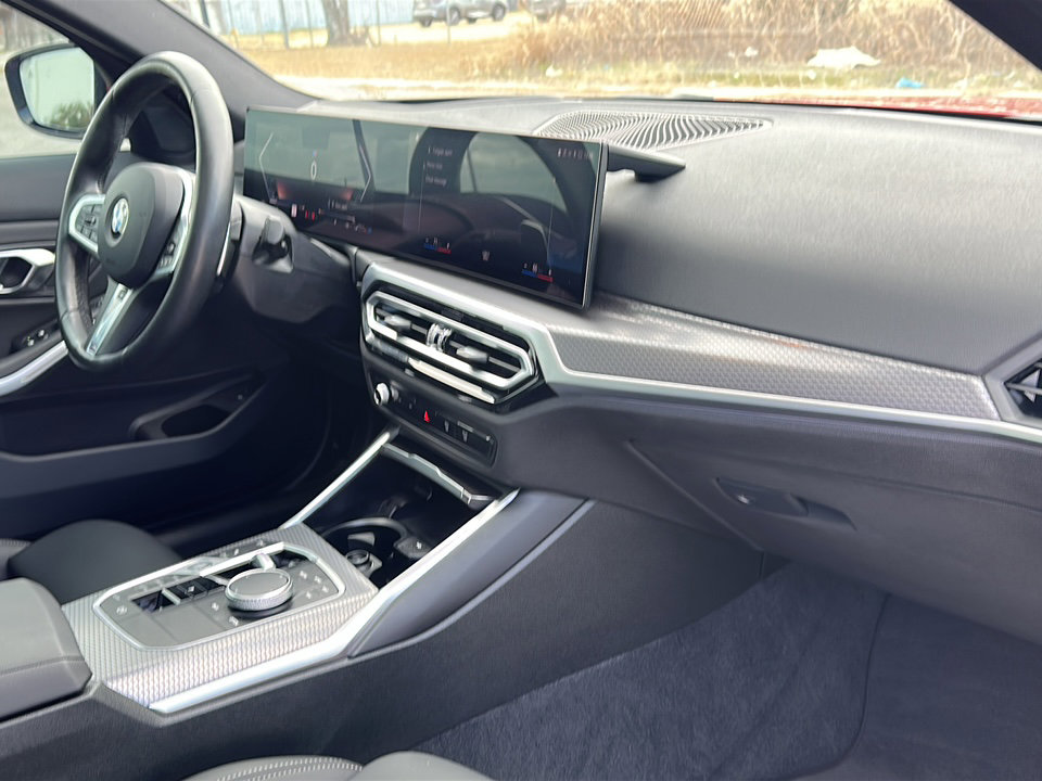 Certified 2024 BMW 330i Sedan w/ M Sport Package image 23