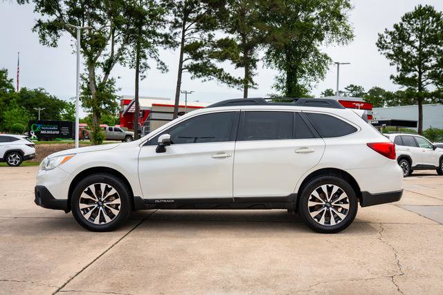 Used 2015 Subaru Outback 2.5i Limited AWD/4WD image 2