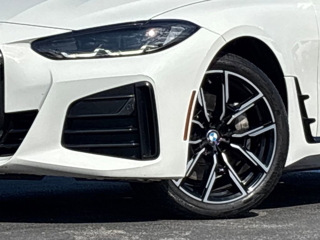 Used 2022 BMW 430i Gran Coupe w/ M Sport Package image 2