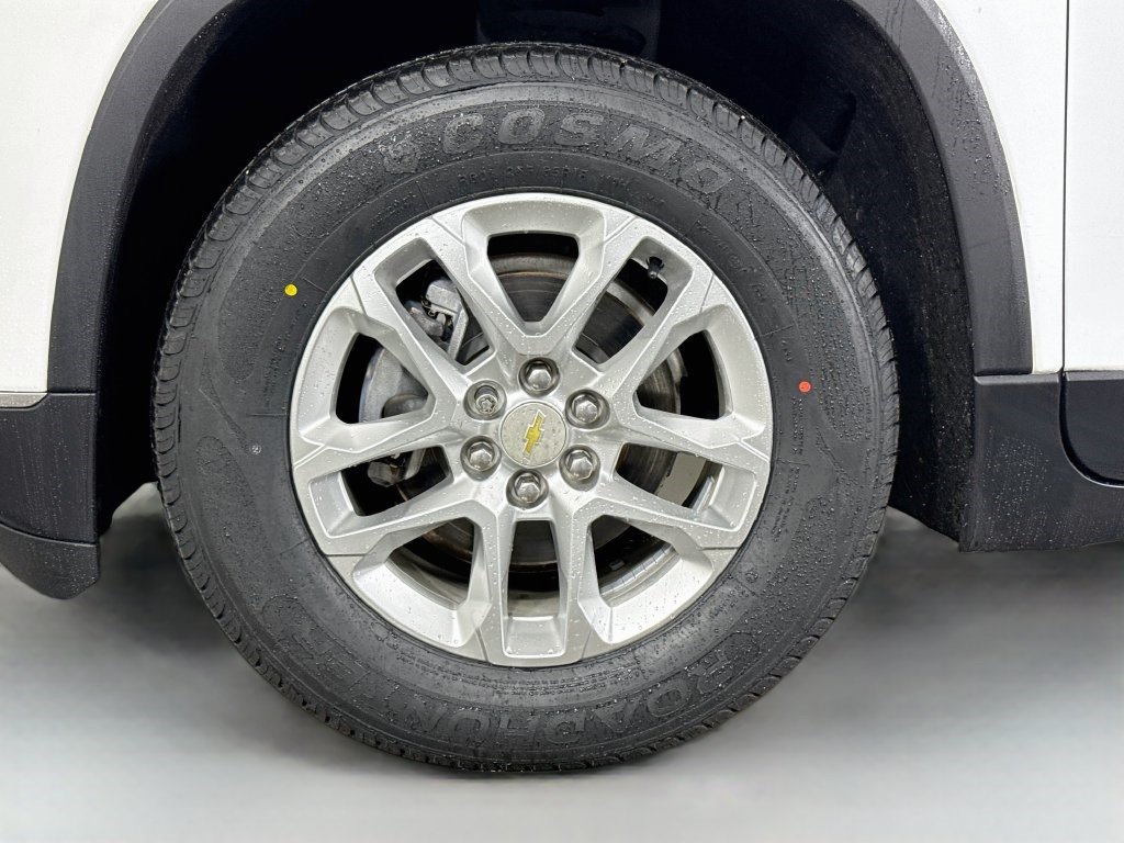 Used 2019 Chevrolet Traverse LT FWD image 37