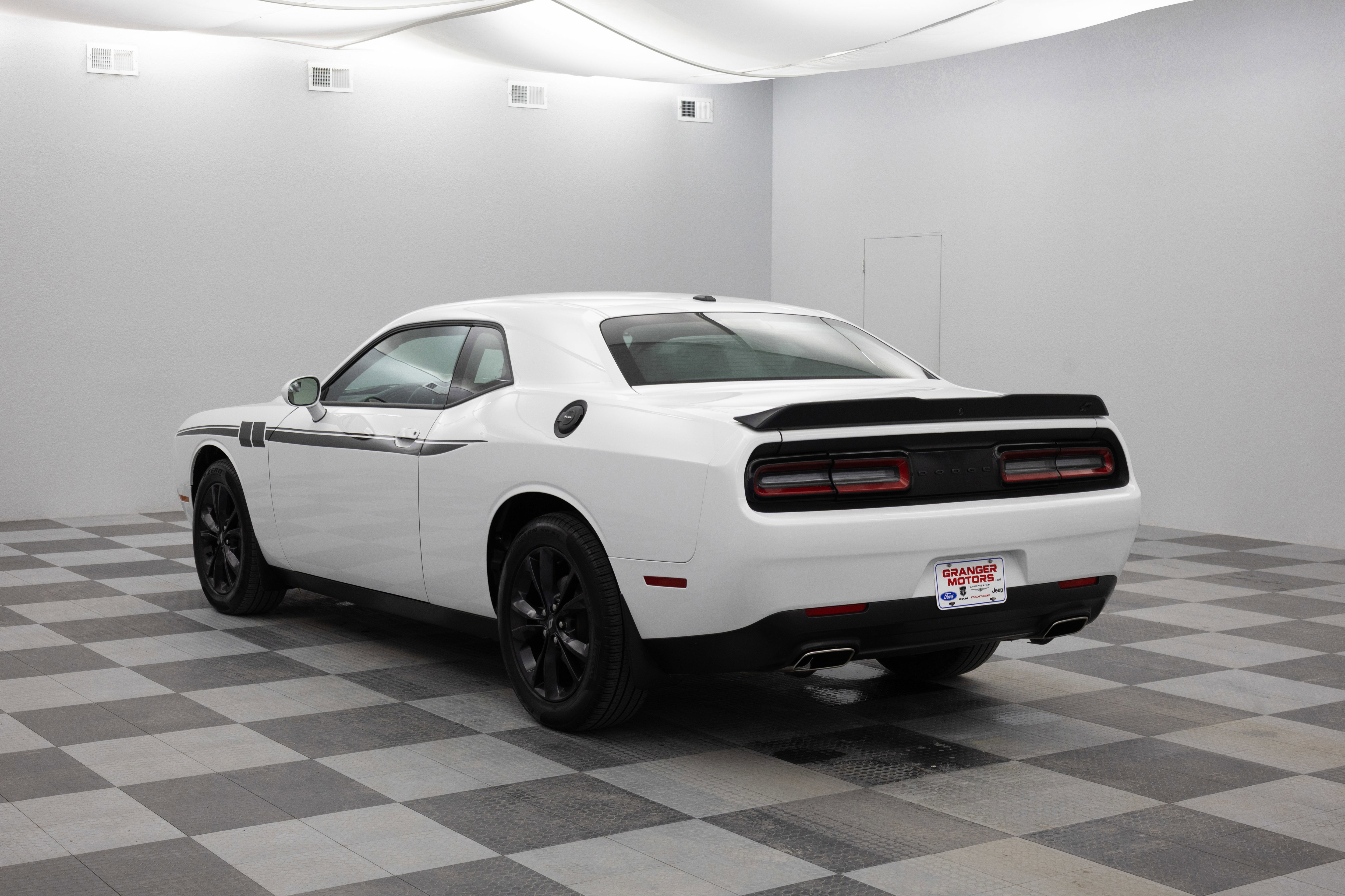 Used 2021 Dodge Challenger SXT w/ Blacktop Package image 6