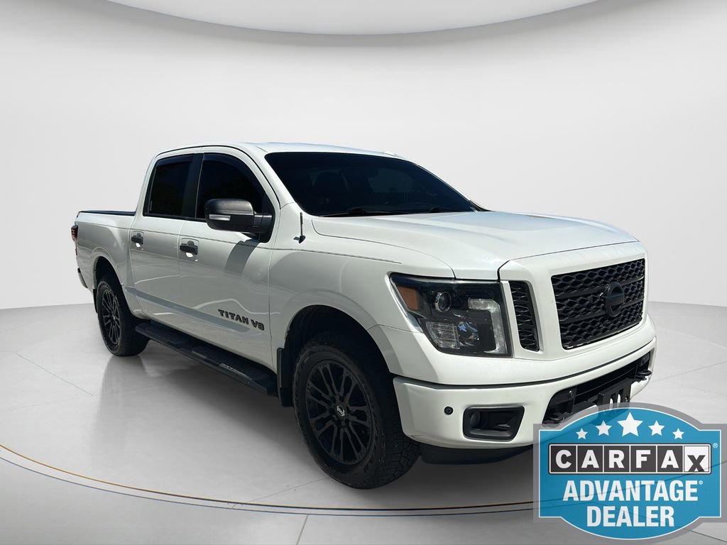 Used 2019 Nissan Titan SL w/ Midnight Edition image 8