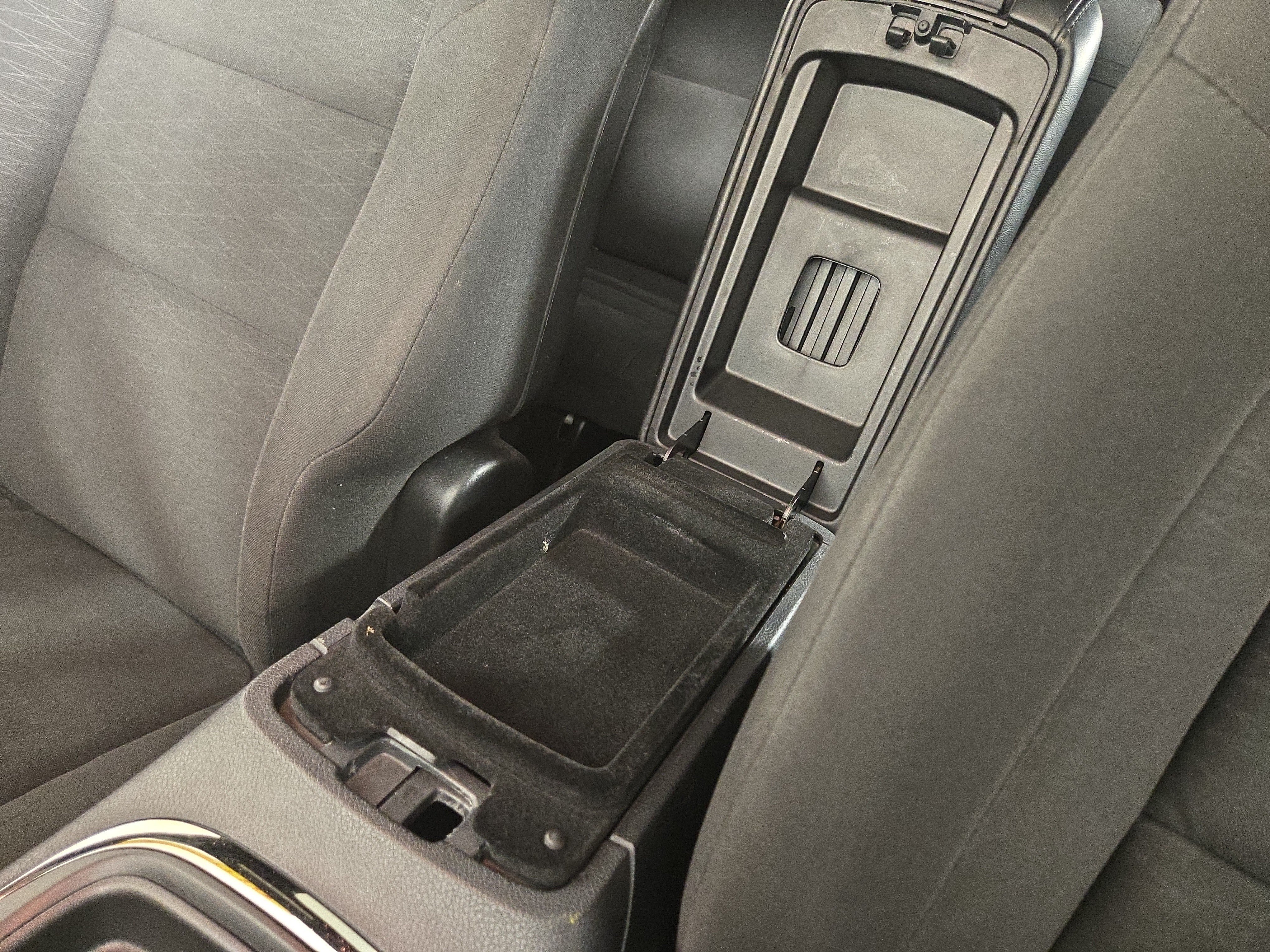 Used 2019 Dodge Durango GT w/ Blacktop Package AWD/4WD image 28
