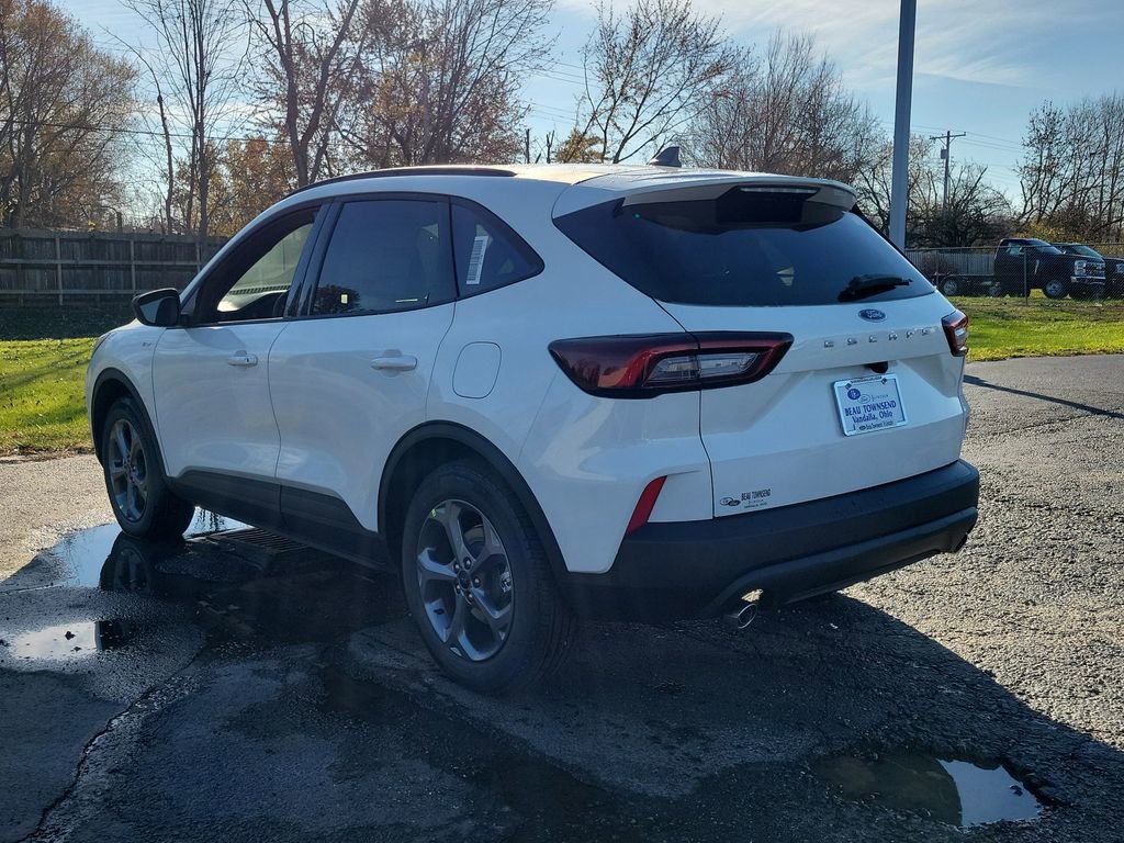 New 2026 Ford Escape ST-Line w/ Cold Weather Package image 6
