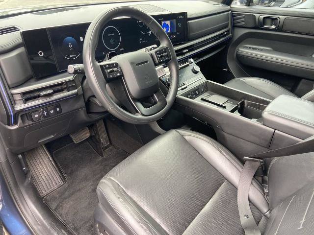 Used 2025 Hyundai Santa Fe Calligraphy FWD image 6
