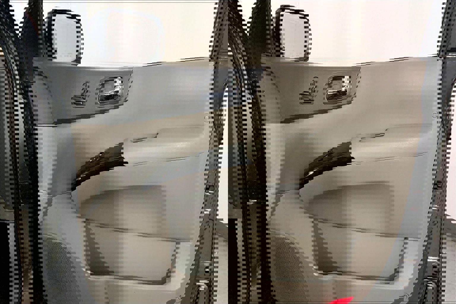 Used 2012 Kia Sedona EX w/ Luxury Pkg image 25