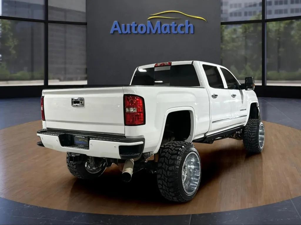 Used 2016 GMC Sierra 2500 Denali w/ Duramax Plus Package image 8