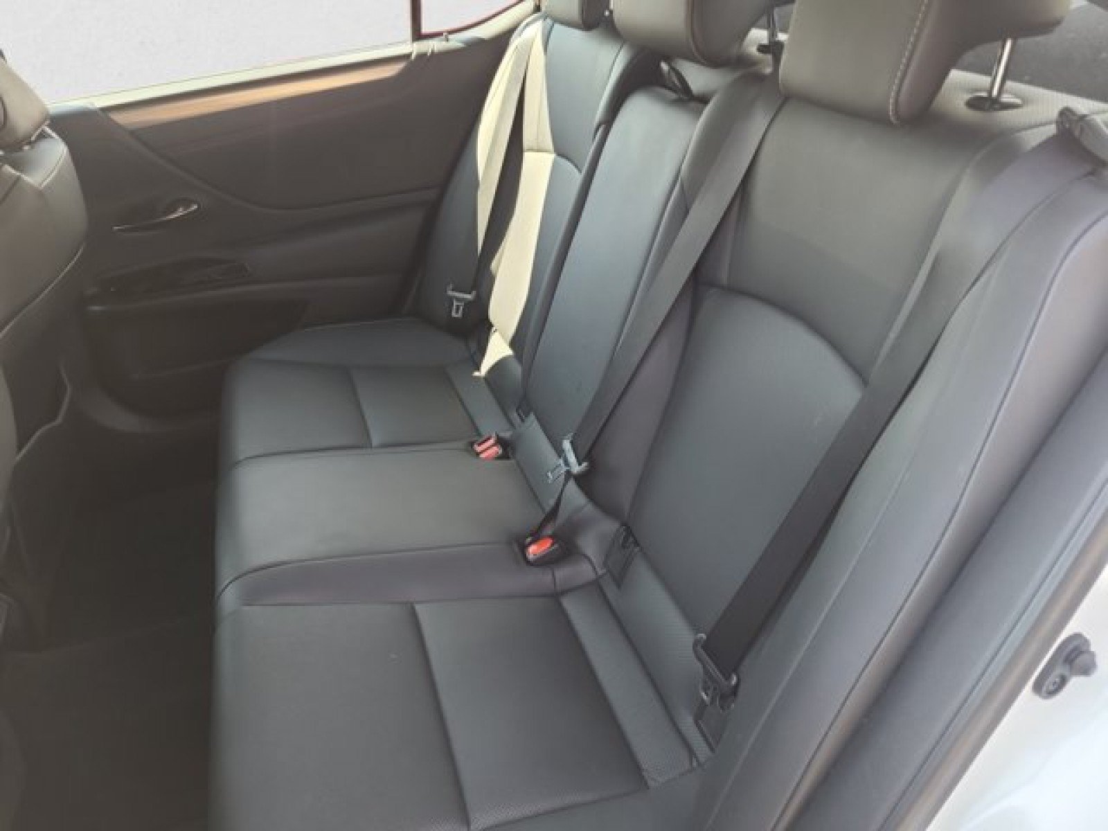 Used 2023 Lexus ES 350 F Sport FWD image 19