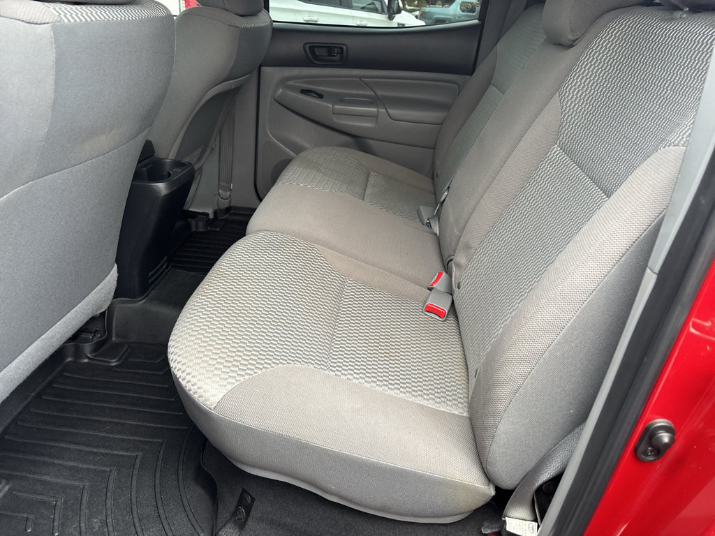 Used 2014 Toyota Tacoma PreRunner w/ SR5 Package RWD image 15
