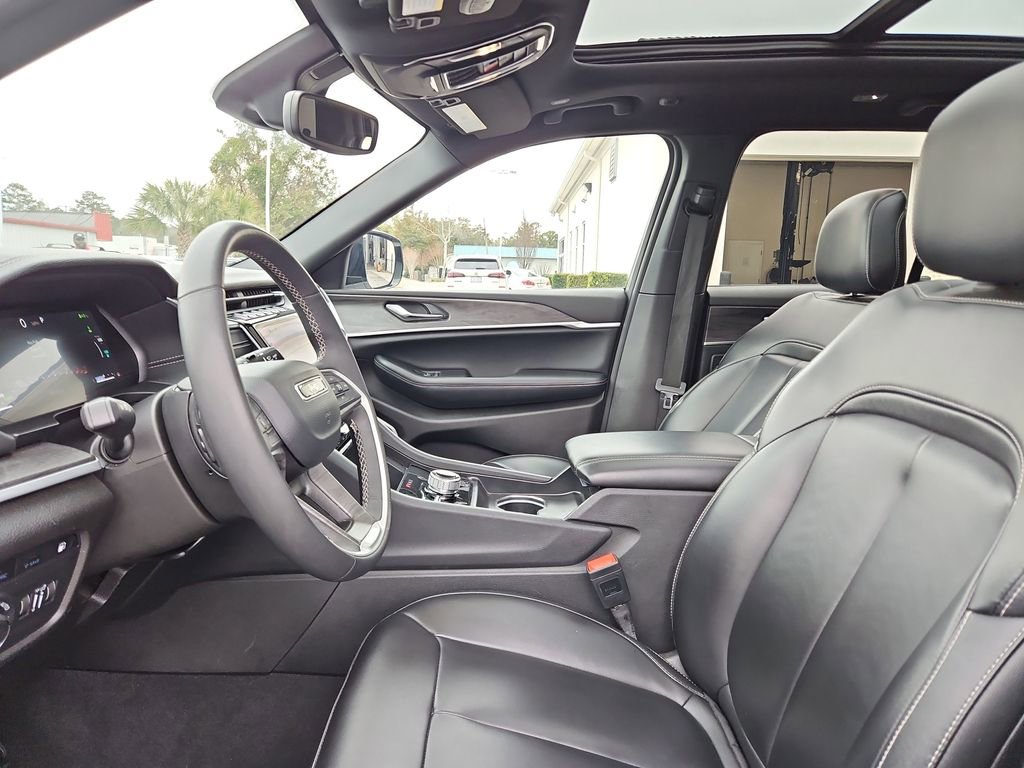 Used 2024 Jeep Grand Cherokee Limited 4xe image 24