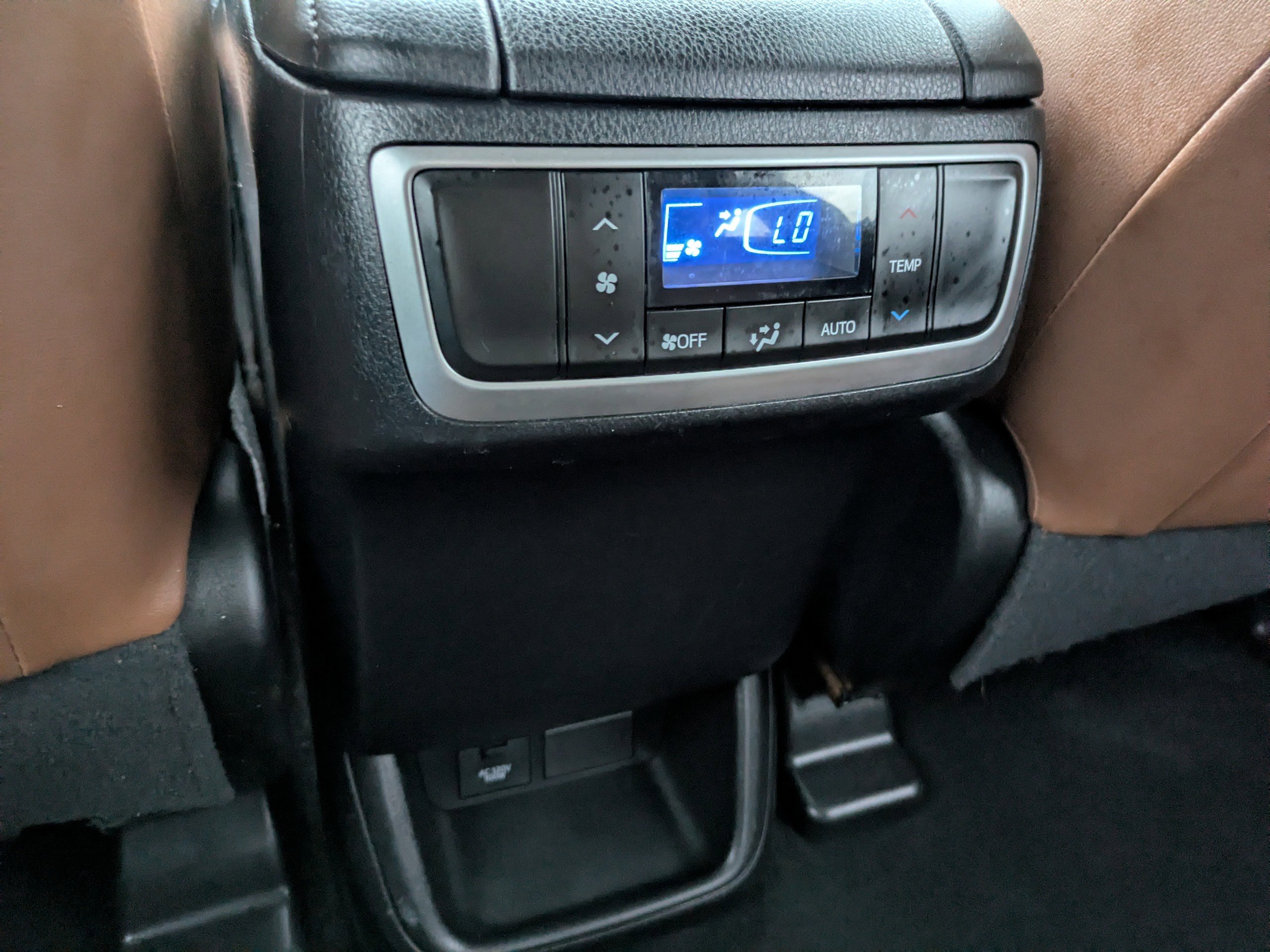 Used 2017 Toyota Highlander Limited image 21