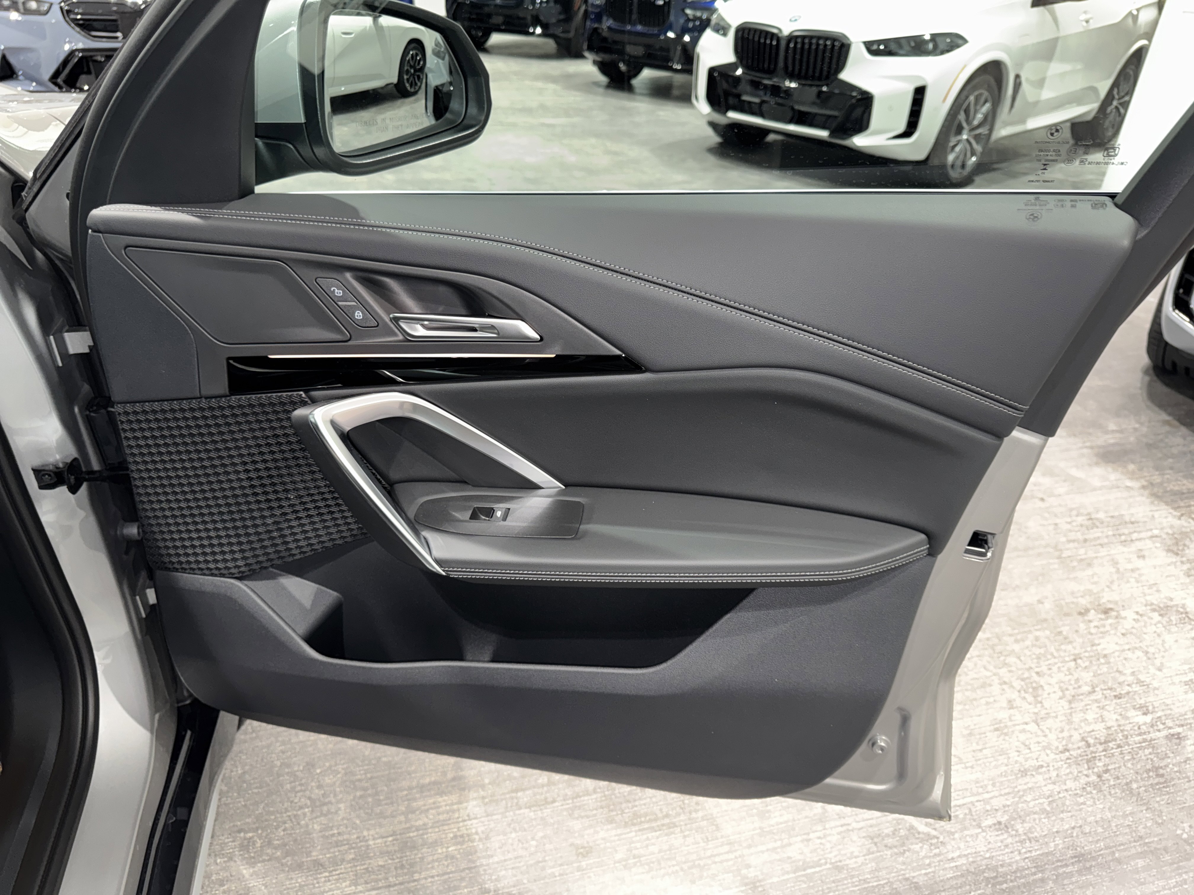 New 2026 BMW X1 xDrive28i w/ Technology Package image 8