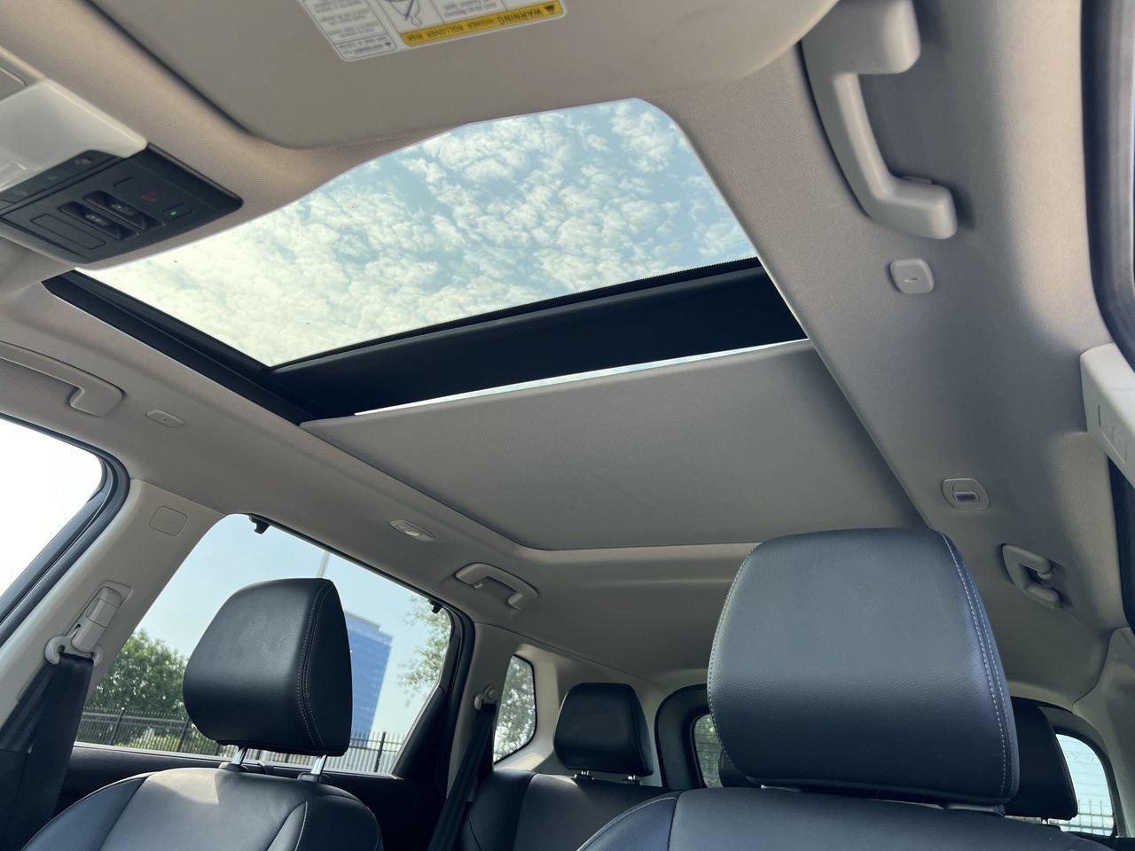 Used 2023 Nissan Rogue SL w/ SL Premium Package FWD image 9
