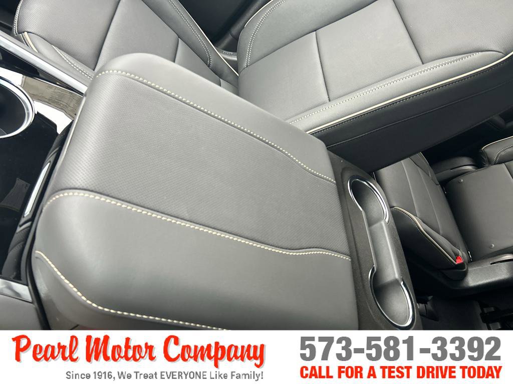 New 2026 Chevrolet Suburban Premier w/ Sun And Tow Package AWD/4WD image 20