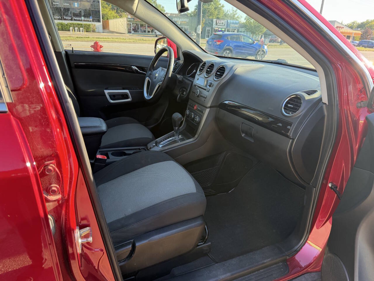 Used 2014 Chevrolet Captiva Sport LS FWD image 6