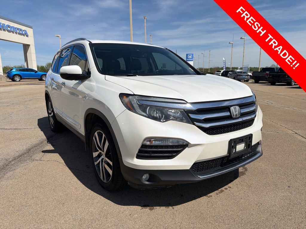 Used 2017 Honda Pilot Elite image 3