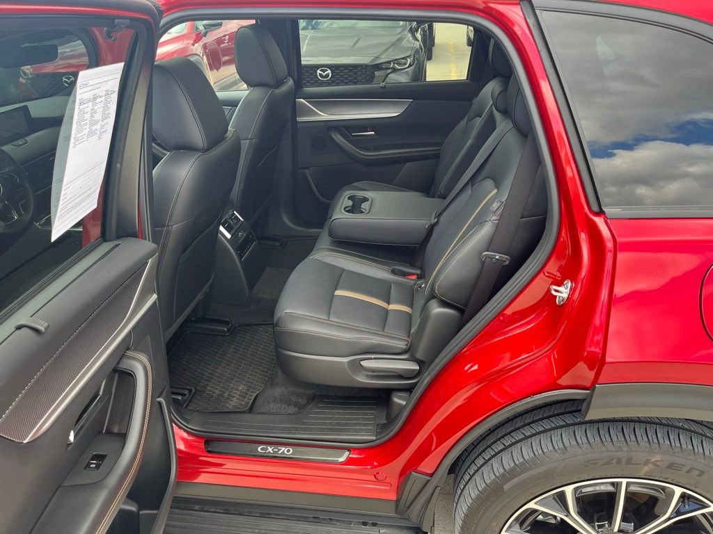 Certified 2025 MAZDA CX-70 Plug-In Hybrid w/ Premium Plus image 13