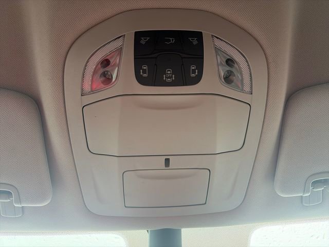 Used 2023 Chrysler Pacifica Touring-L FWD image 56