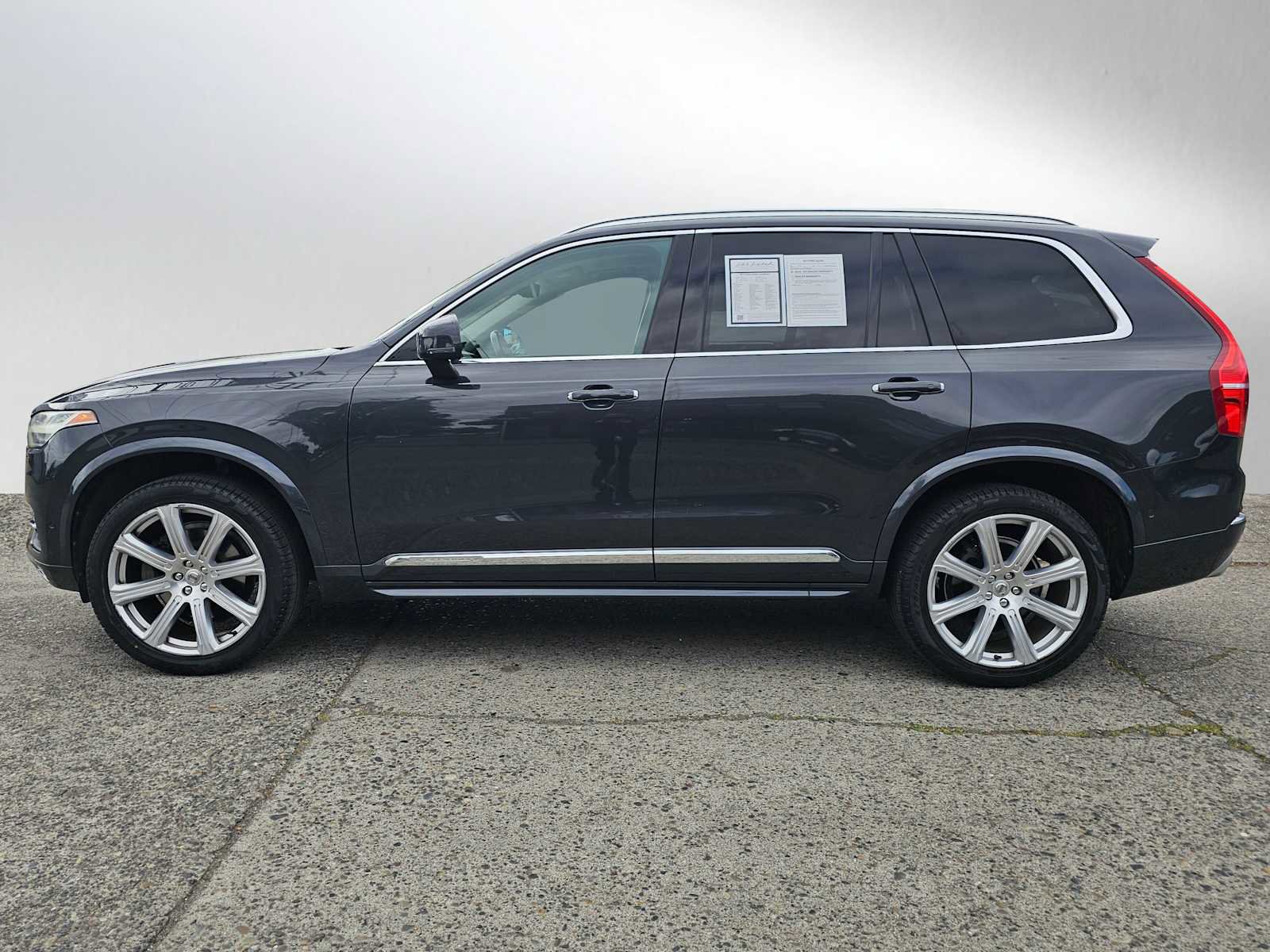 Used 2017 Volvo XC90 T6 Inscription w/ Vision Package AWD/4WD image 6
