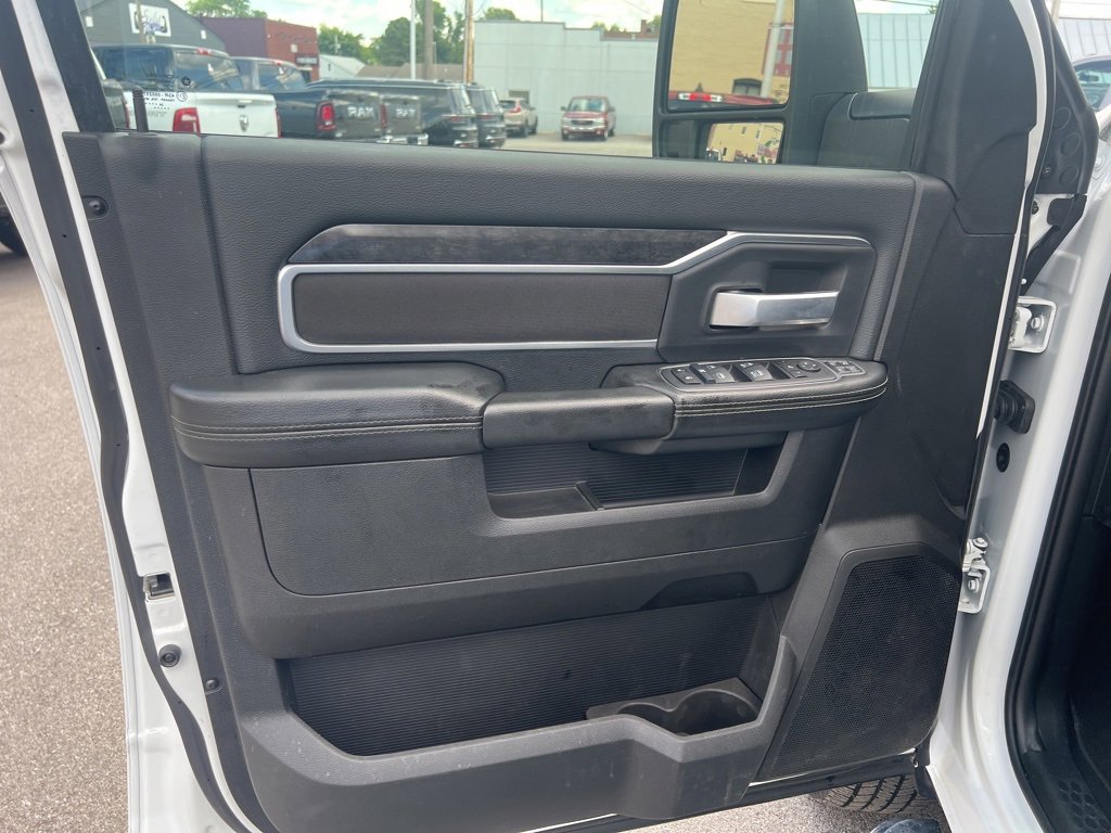 Used 2024 RAM 3500 Big Horn image 12