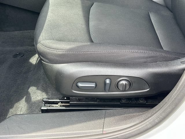 Used 2024 Chevrolet Malibu RS FWD image 16
